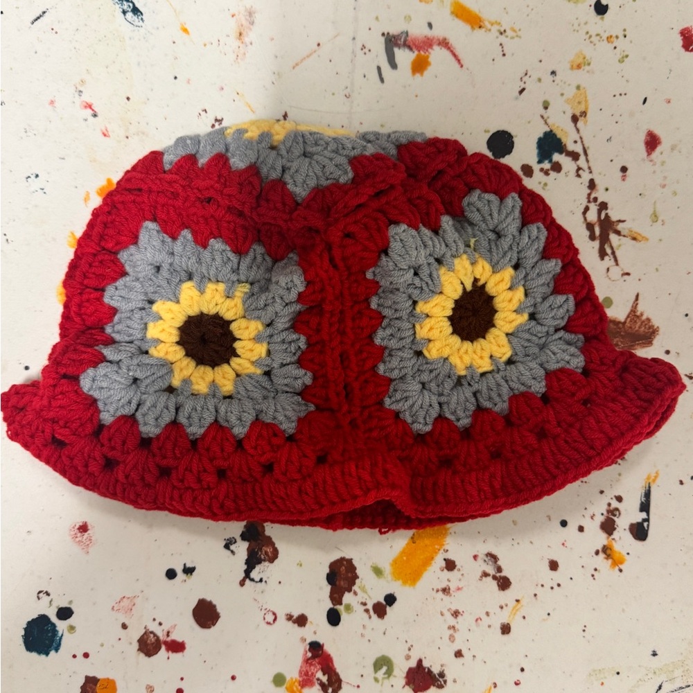 60’s/70’s style Crochet knit hat